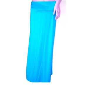 𝐄𝐘𝐄 𝐂𝐀𝐍𝐃𝐘 | TURQUOISE HIGH WAISTED MAXI SKIRT